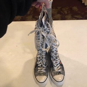 High top converse.